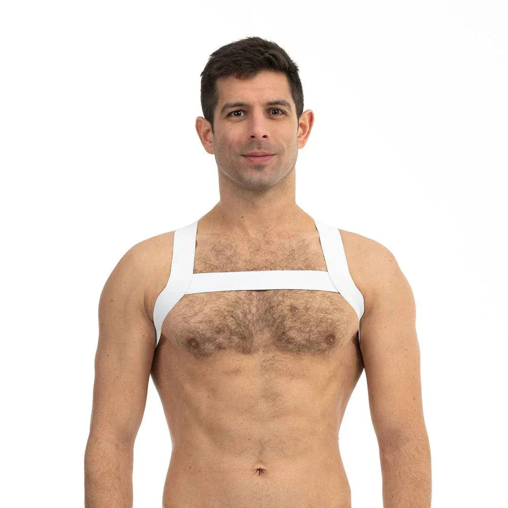Man wearing a white Prowler RED Sports Harness Standard version on bare chest for active use