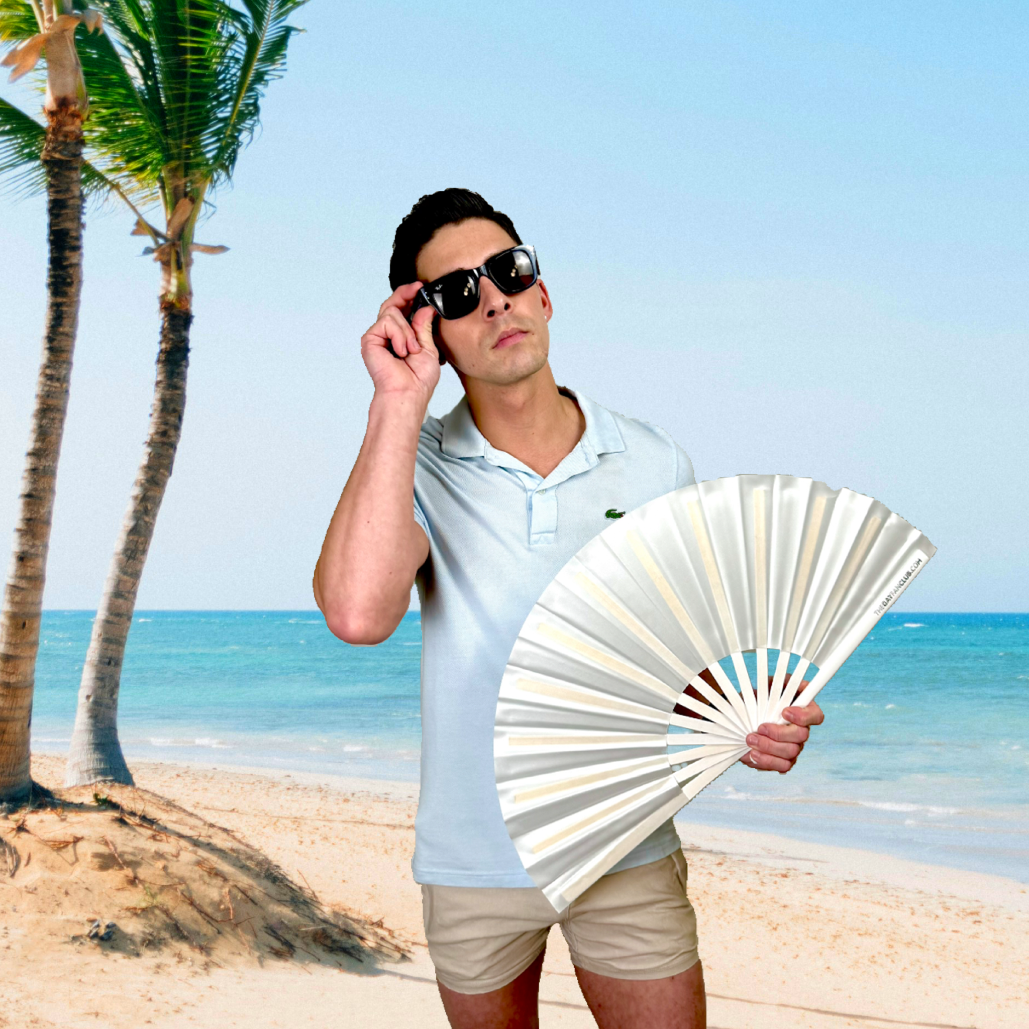 The White Fan (UV) by Hand Fan
