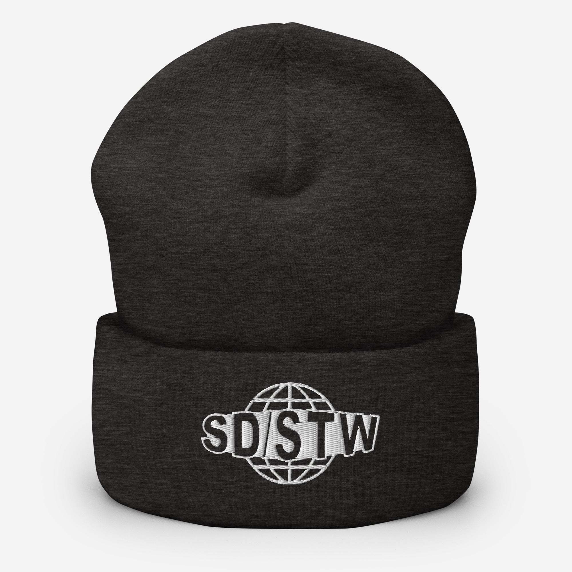 Black beanie with SD/STW logo embroidered over a globe design, made from 100% turbo acrylic, unisex and eco-friendly.