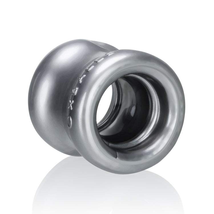 Squeeze Soft-Grip Ballstretcher made of flexible steel with padded ends for comfortable testicle stretching.