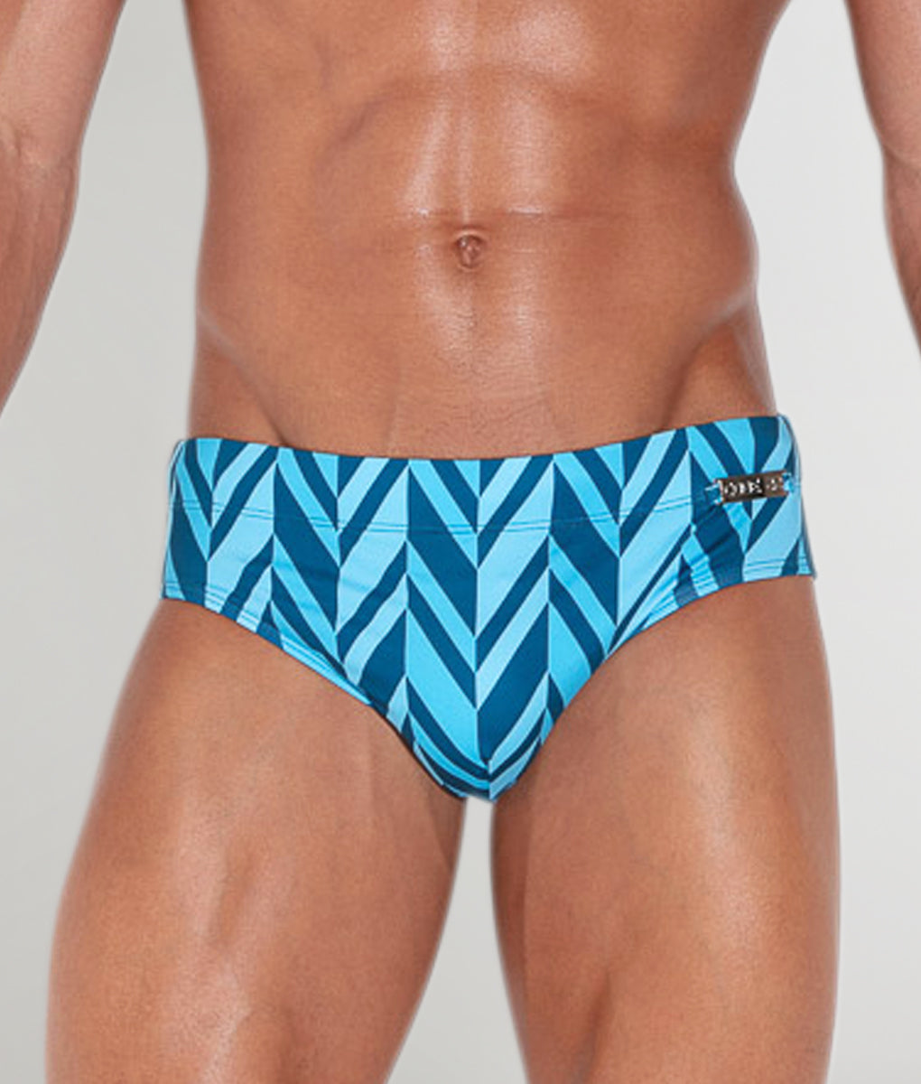 CODE 22 Cadaques Swim Brief